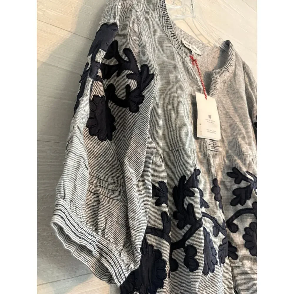 Rose & Rose Kitt Charcoal Trellis Applique Baloon Sleeve Top - Picture 4 of 8